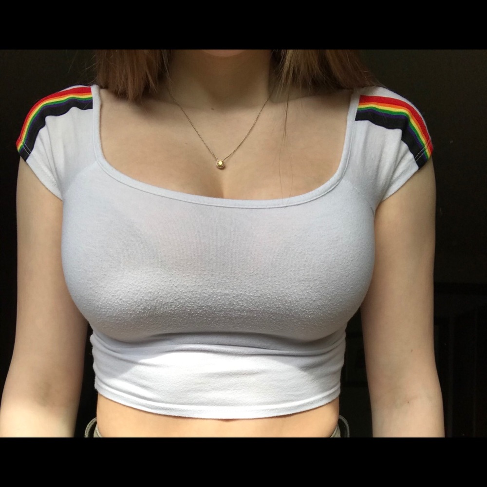 White crop top